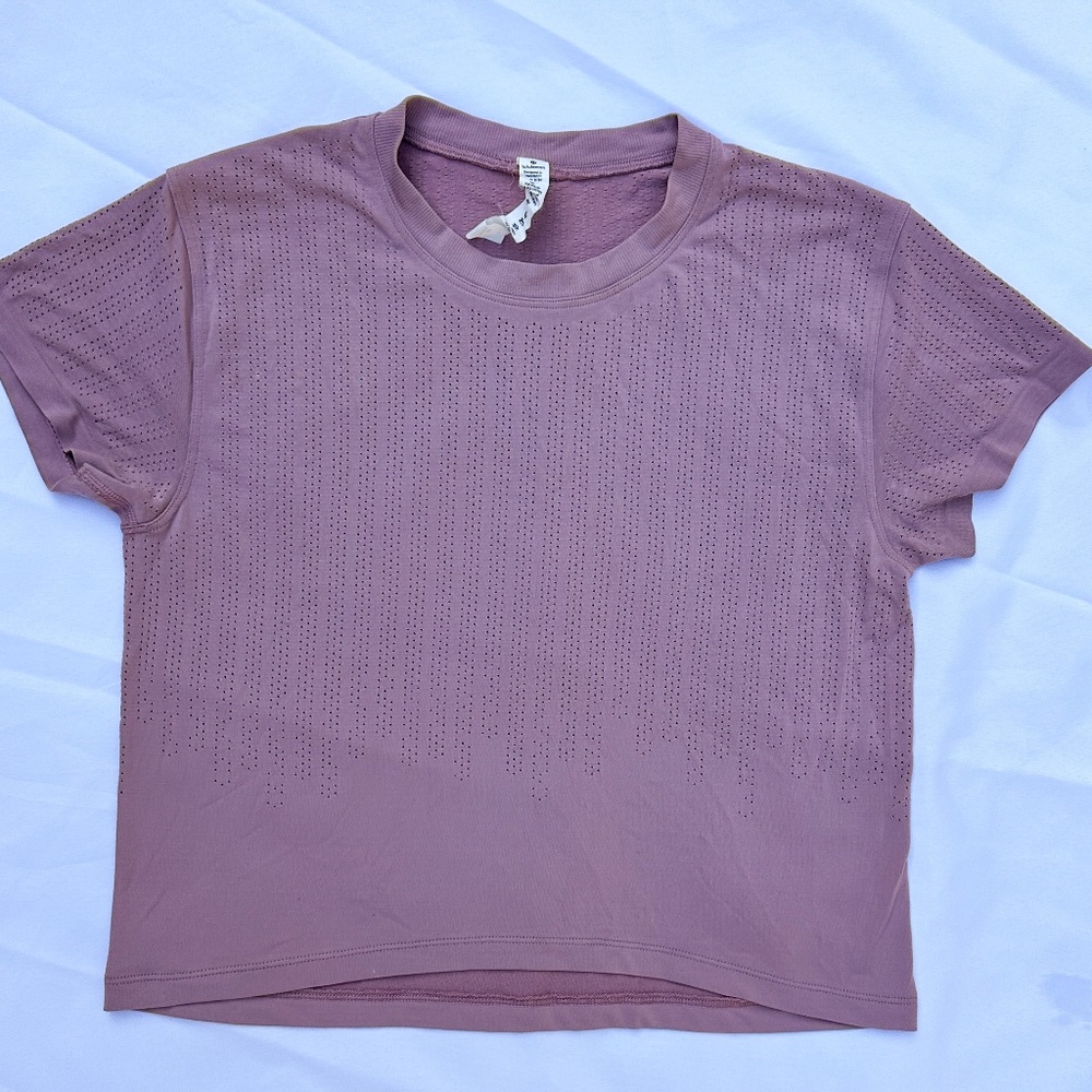 Lululemon Swiftly Tech Perforated Crop Top Size small